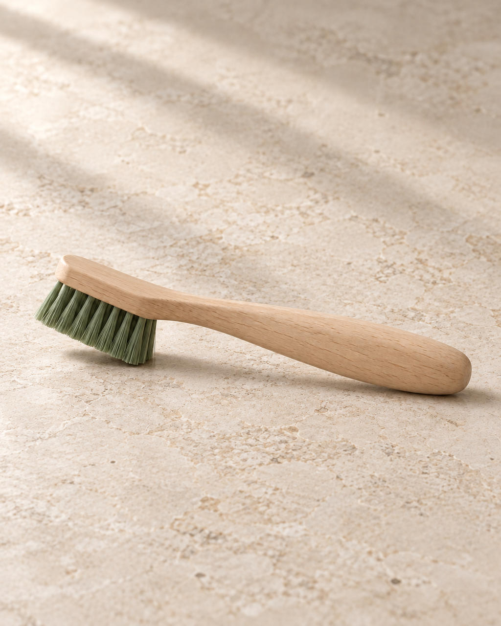 Pavo Grout Brush side view